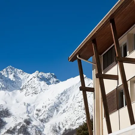 Station touristique Club L'alpazur Le Monêtier-les-Bains